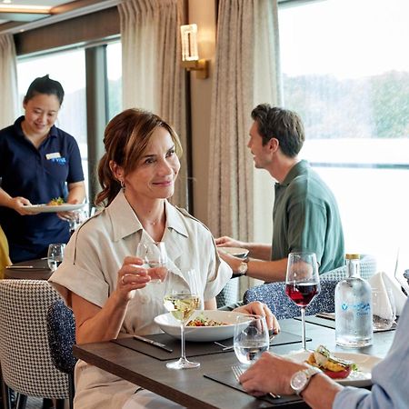 Viva Riverside 4 Koeln Zewnętrze zdjęcie